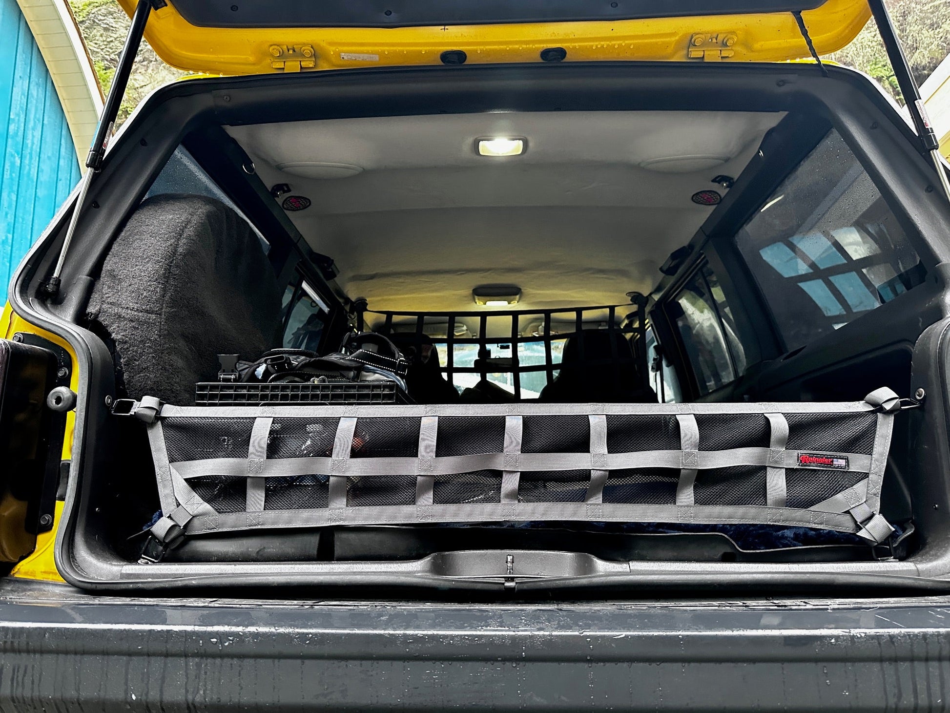1984 - 2001 Jeep Cherokee (XJ) Tailgate Net-Raingler