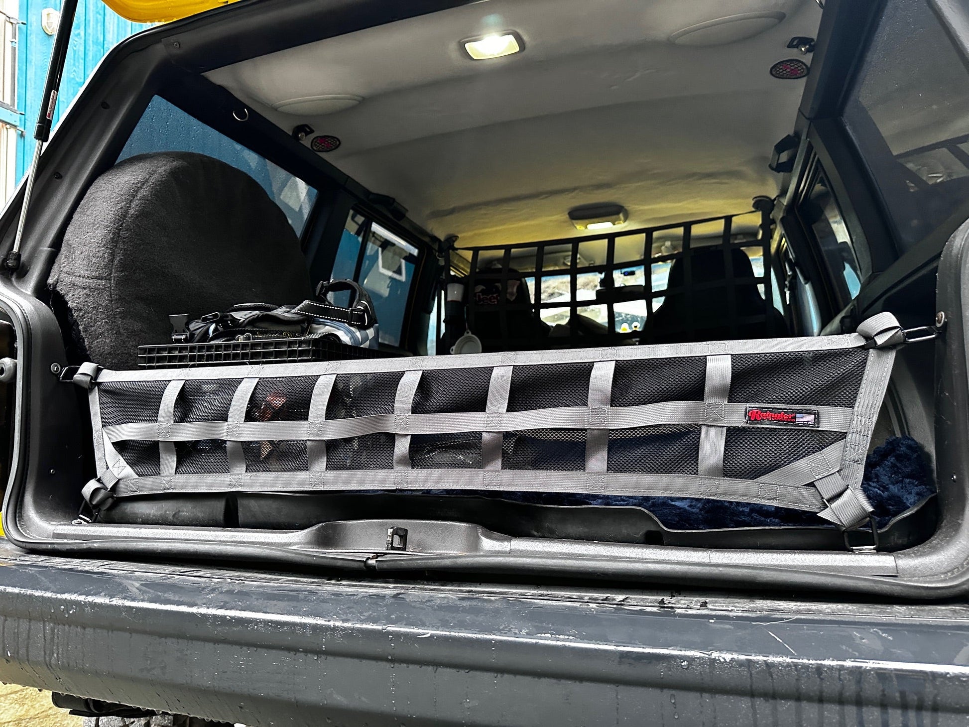 1984 - 2001 Jeep Cherokee (XJ) Tailgate Net-Raingler