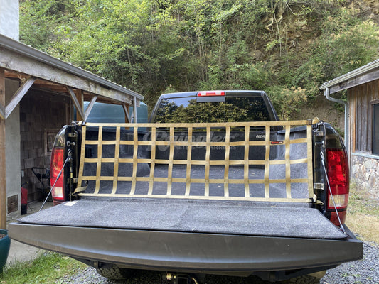 2016 - 2023 Toyota Tacoma Tailgater Net-Raingler